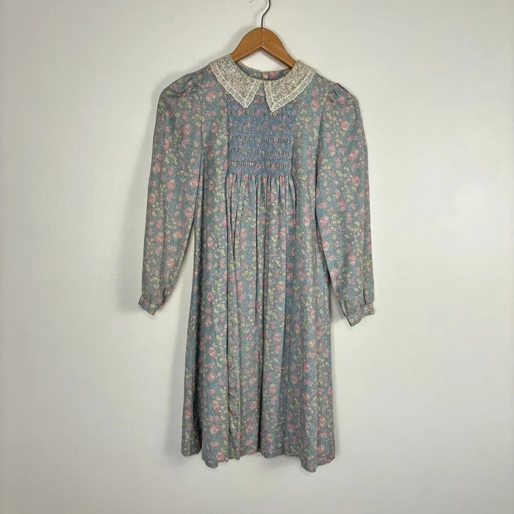 VTG Laura Ashley Mother & Child Floral Dress Girls 11-12 Years Blue Lace Collar